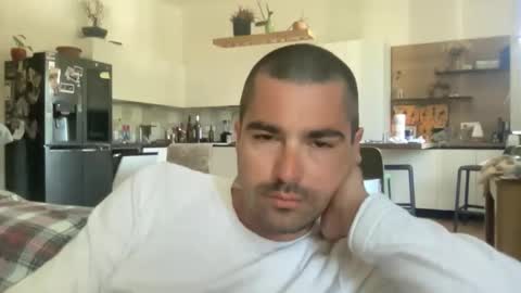 kevinpillobello online show from 05/03/26, 07:14