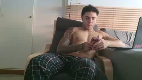 Snapshot of kevinwolf777 chatting on 06/26/26, 06:12 Kevin online show from 06/26/26, 06:12