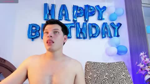 Snapshot of kevinxlvx chatting on 02/22/26, 11:03 kevin and ottis online show from 02/22/26, 11:03