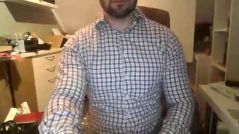 Snapshot of kevnordgermany2 chatting on 12/22/25, 10:51 kevnordgermany2 online show from 12/22/25, 10:51