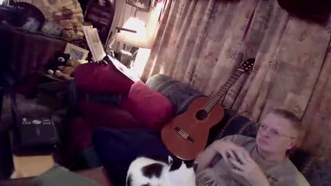 Snapshot of kevydaddyhubby2 chatting on 11/13/25, 07:40 kevydaddyhubby2 online show from 11/13/25, 07:40