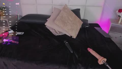 Snapshot of keyla_lage chatting on 06/11/26, 12:32 keyla_lage online show from 06/11/26, 12:32