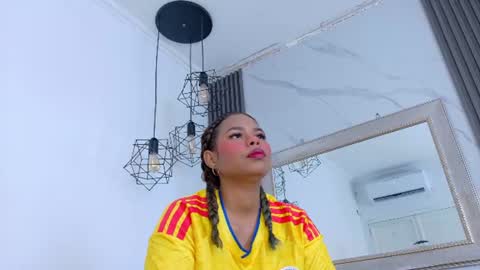 Snapshot of keyla_mejia chatting on 06/27/26, 12:22 Keyla online show from 06/27/26, 12:22