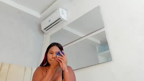 Snapshot of keyla_mejia chatting on 07/22/26, 12:08 Keyla online show from 07/22/26, 12:08