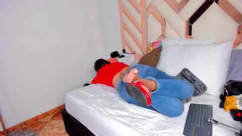 Keila Milf online show from 11/25/25, 02:55