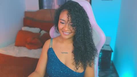Snapshot of keyla_roberts_ chatting on 06/11/26, 04:16 Adhara. Help me reach 100 likes online show from 06/11/26, 04:16