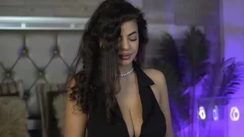 keylaconner online show from 12/03/25, 05:04