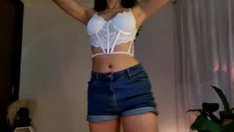 Keyla online show from 01/29/25, 10:32