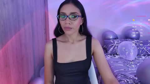 Keyla online show from 04/25/26, 12:19