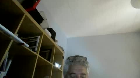 Snapshot of kfremat62 chatting on 06/11/26, 03:43 socjokremat online show from 06/11/26, 03:43