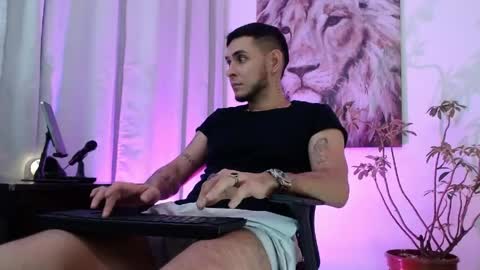KhalicaN online show from 05/02/26, 04:17