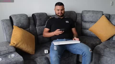 Snapshot of khalidferrer chatting on 03/06/25, 12:52 khalid ferrer online show from 03/06/25, 12:52