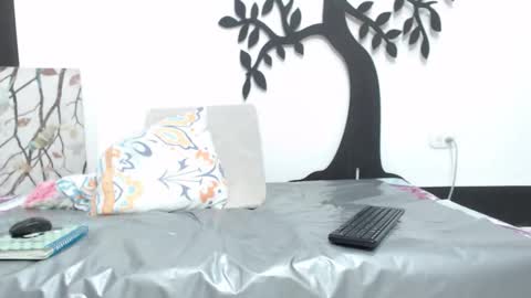 Snapshot of khalifa_mature chatting on 10/10/25, 01:10 khalifa_mature online show from 10/10/25, 01:10