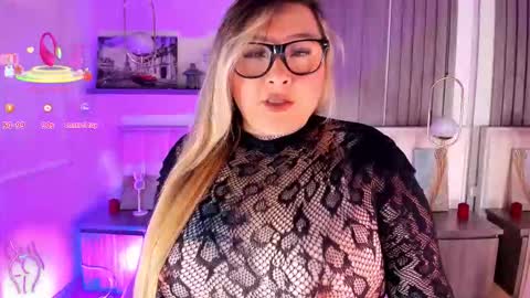 Snapshot of kharla_marin chatting on 03/28/26, 10:42 Kharla Marin online show from 03/28/26, 10:42