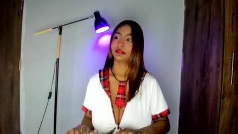 khate_smith online show from 02/10/26, 03:49