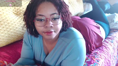 Snapshot of khayaparker chatting on 01/08/25, 05:15 Khaya online show from 01/08/25, 05:15