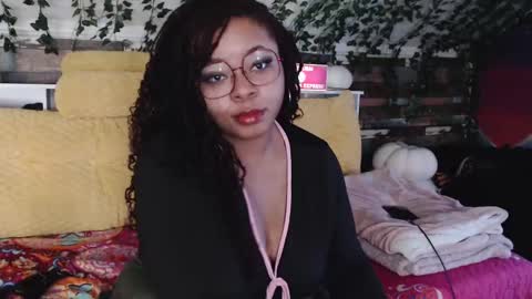 Snapshot of khayaparker chatting on 02/09/25, 01:56 Khaya online show from 02/09/25, 01:56