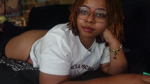 Snapshot of khayaparker chatting on 09/09/25, 04:17 Khaya online show from 09/09/25, 04:17