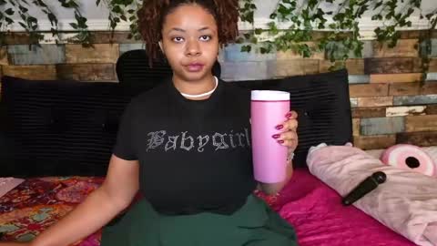 Snapshot of khayaparker chatting on 10/10/25, 11:53 Khaya online show from 10/10/25, 11:53