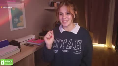 Snapshot of khleostone chatting on 11/10/25, 09:52 khleostone online show from 11/10/25, 09:52