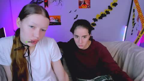 khloebeauty online show from 10/29/25, 08:32