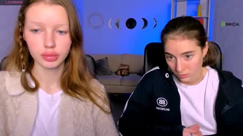 khloebeauty online show from 11/17/25, 08:47