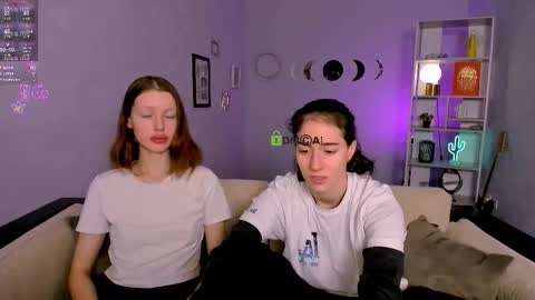 khloebeauty online show from 12/15/25, 08:46