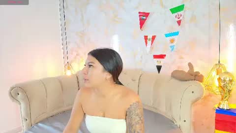 Khloe online show from 06/19/26, 05:23