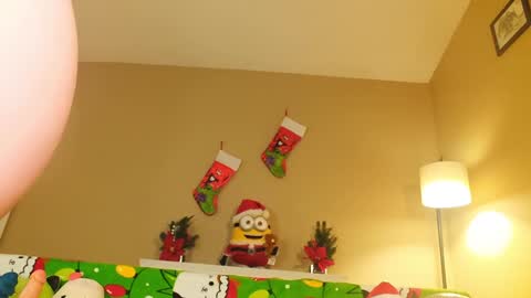 Khloe online show from 12/10/24, 01:11