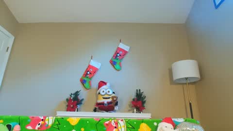 Khloe online show from 12/17/24, 09:38