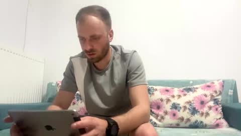 khloekross online show from 03/16/26, 09:41