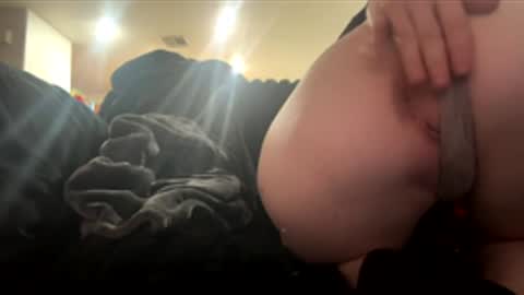 Snapshot of khloemariexox chatting on 12/03/25, 06:32 khloemariexoxo online show from 12/03/25, 06:32