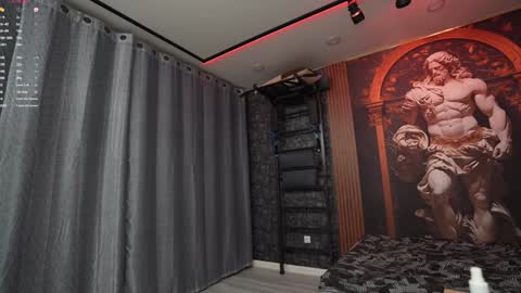 Snapshot of khokhol1999 chatting on 12/14/24, 05:14 Eric online show from 12/14/24, 05:14