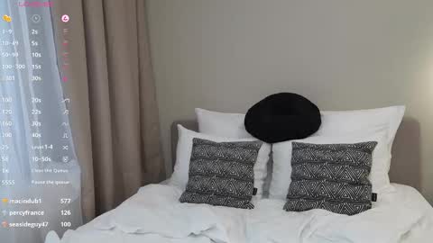 Snapshot of khokhol1999 chatting on 03/09/25, 03:16 Eric online show from 03/09/25, 03:16