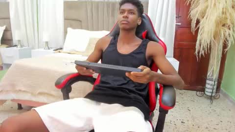 Snapshot of khris__evans chatting on 01/05/26, 06:44 Kris Evans online show from 01/05/26, 06:44