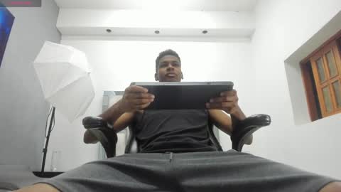 Kris Evans online show from 05/11/26, 11:05