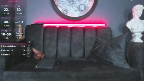 Khriss brown online show from 01/22/25, 02:04