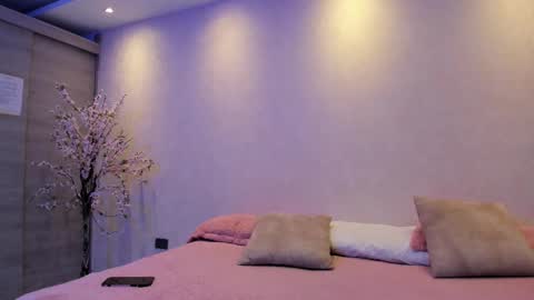    N         M online show from 10/20/25, 12:16