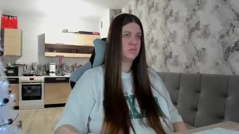 kianna_dior_ online show from 01/13/26, 11:15