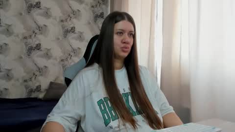 kianna_dior_ online show from 05/01/26, 09:03