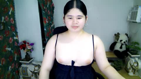 Your SweetGirl Ts online show from 11/04/25, 12:32