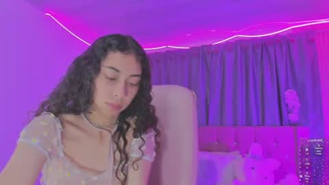 Snapshot of kiara_lovelyy chatting on 07/05/26, 03:34 Kiara online show from 07/05/26, 03:34