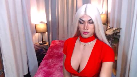 Snapshot of kiara_trans chatting on 03/06/26, 03:25 kiara_trans online show from 03/06/26, 03:25