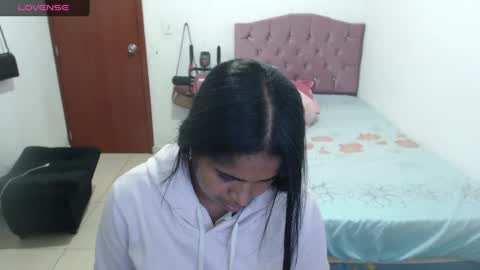 Kiara online show from 12/10/24, 10:37