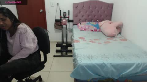 Kiara online show from 12/19/24, 01:39