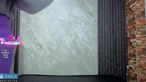 Kiara Zahiri online show from 10/15/25, 10:59