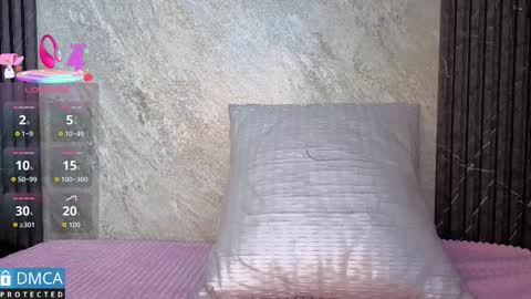 Kiara Zahiri online show from 10/16/25, 11:11