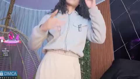 Kiara Zahiri online show from 10/23/25, 10:58