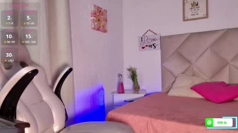 Snapshot of kiaraa_ebony chatting on 05/13/26, 02:14 kiaraa_ebony online show from 05/13/26, 02:14