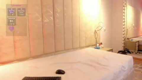 Kiara online show from 11/22/25, 01:21